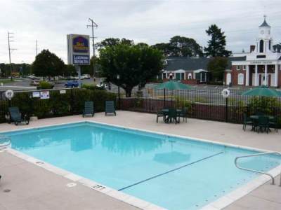 Western Lakewood- Historic Landmark Motel